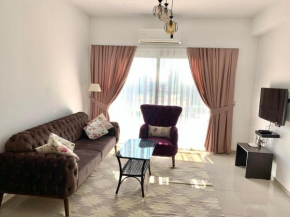 Luxury Two-Bedroom Apartment in amazing place Lukomorye B5